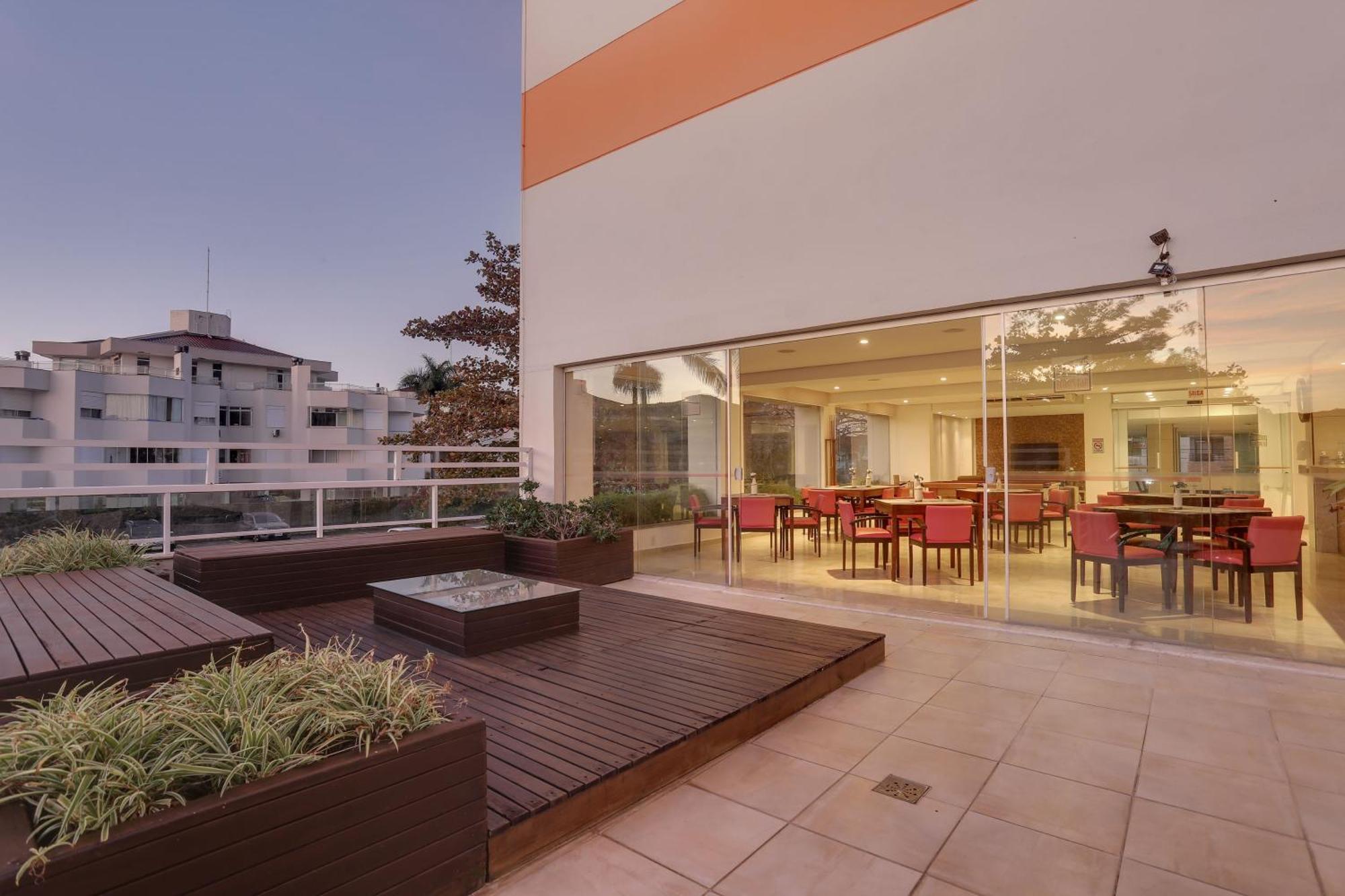 Porto Sol Ingleses Hotel